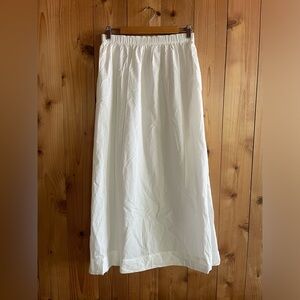 Free People Midi Skirt Medium. 100% Cotton.